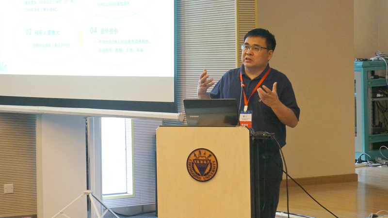 图片5(北京航空航天大学樊瑜波教授作大会特邀报告).jpg 图片5(北京航空航天大学樊瑜波教授作大会特邀报告).jpg